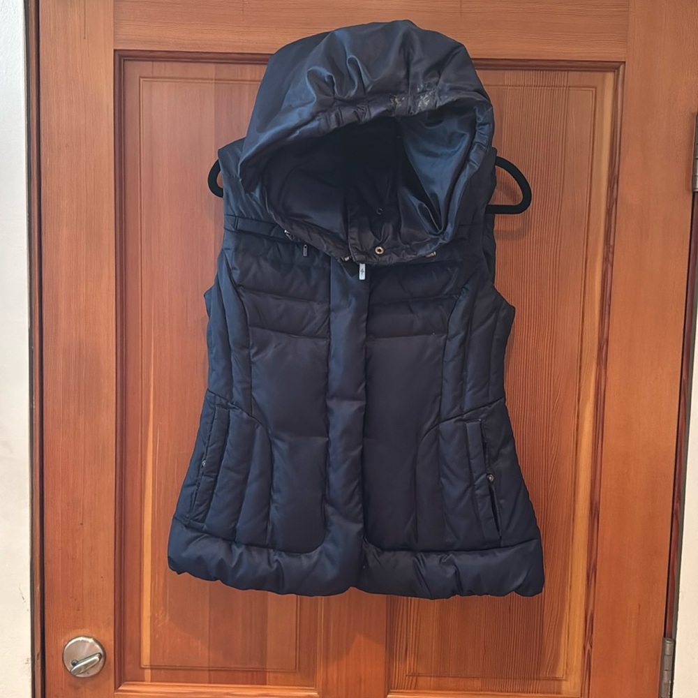 Cole Haan navy blue puffer vest with oversized hood